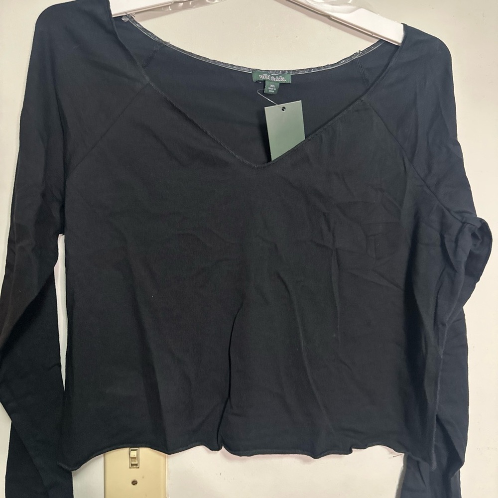 Wild Fable Black Long Sleeve V-Neck Top